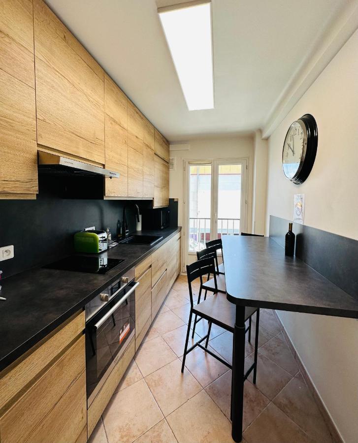 The Nice - 3 Rooms, 3Air Cond, 3Tv, 3Fans, 2 Wc, Wifi Everywhere 5Min Aeroport, Train, Beach, 1Min Tram, 15 Min Centre, Port, Parking Possible Bagian luar foto