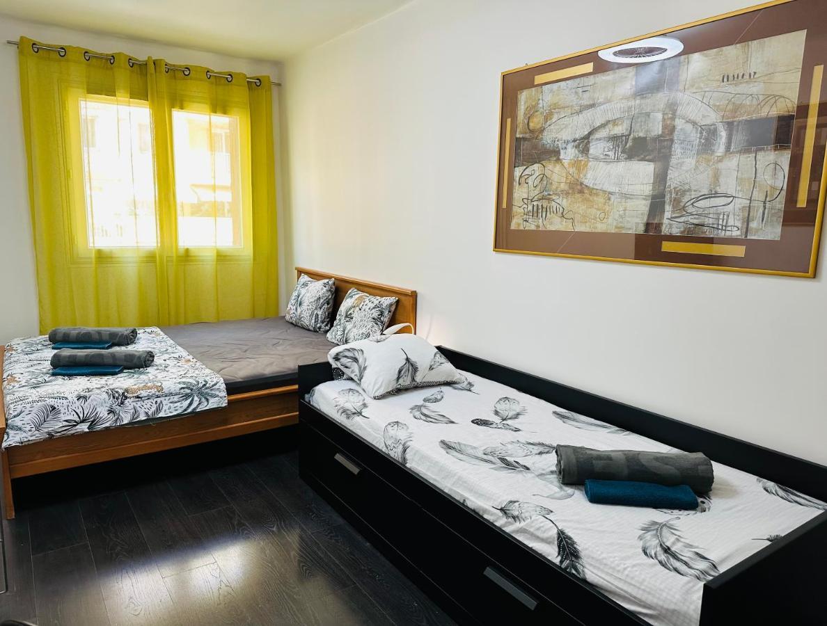 The Nice - 3 Rooms, 3Air Cond, 3Tv, 3Fans, 2 Wc, Wifi Everywhere 5Min Aeroport, Train, Beach, 1Min Tram, 15 Min Centre, Port, Parking Possible Bagian luar foto